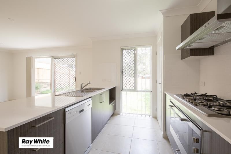 5 Grainger Street, Wynnum, QLD 4178