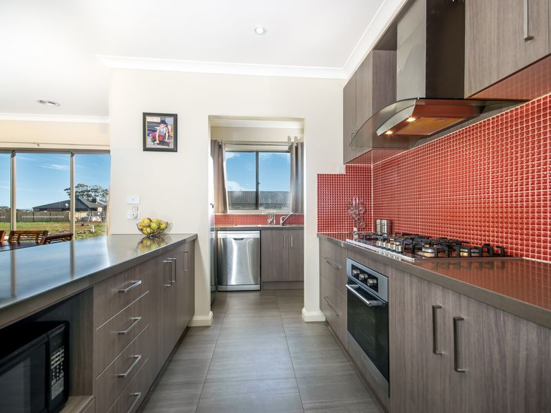 49 Carissa Road, Brookfield, VIC 3338