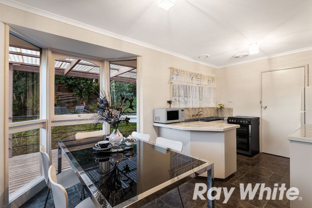 47 Bishop Avenue, Diamond Creek, VIC 3089