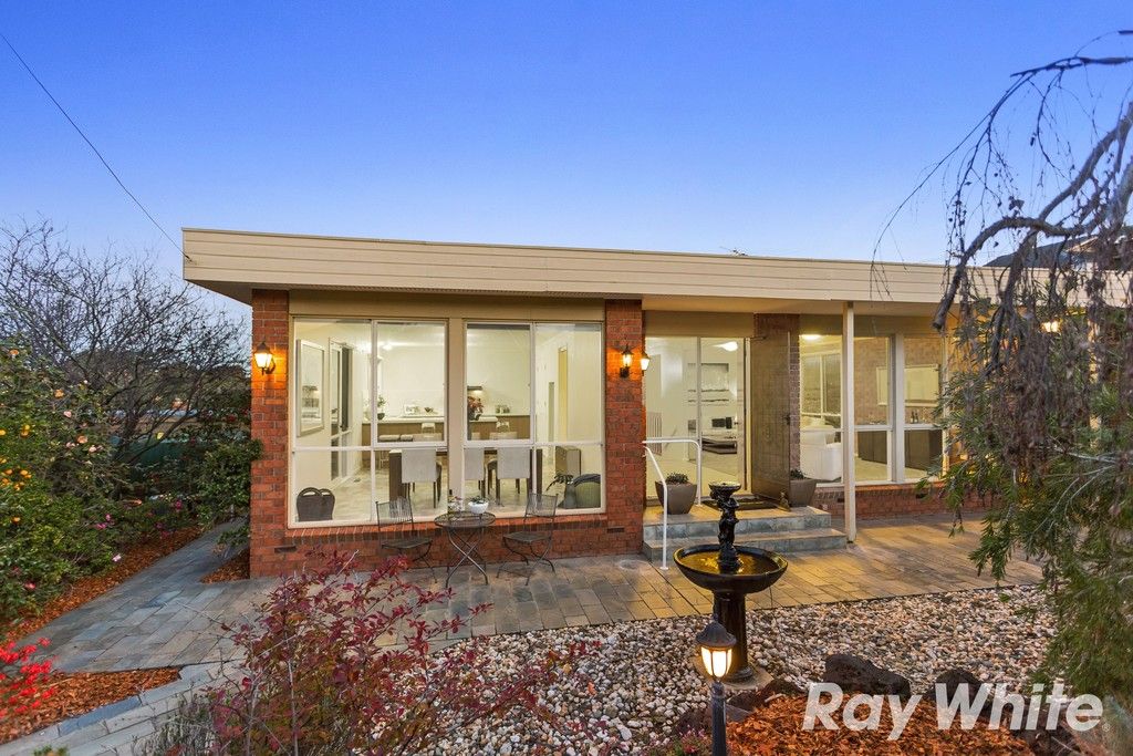 19 Pyingerra Crescent, Cheltenham, VIC 3192