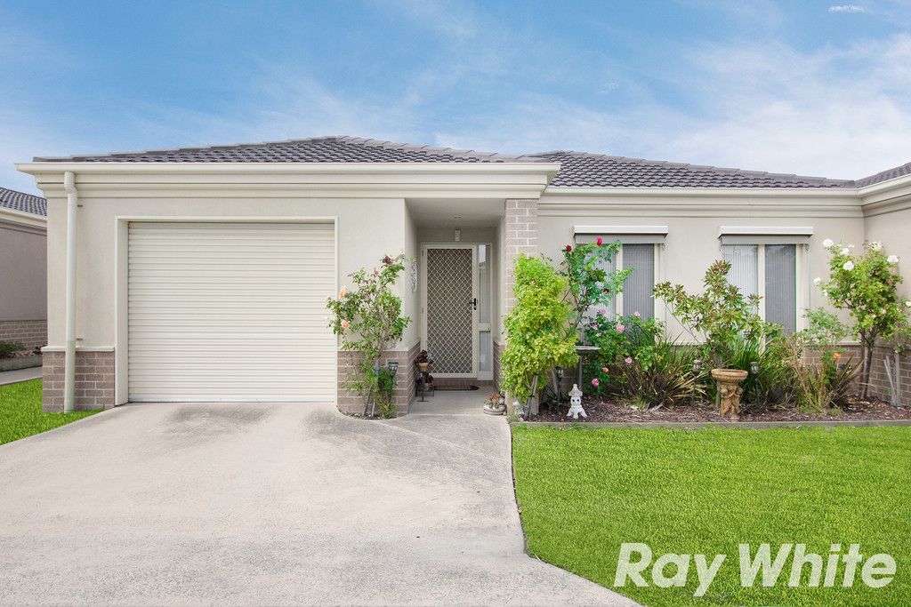 36 Racecourse Road, Pakenham VIC 3810