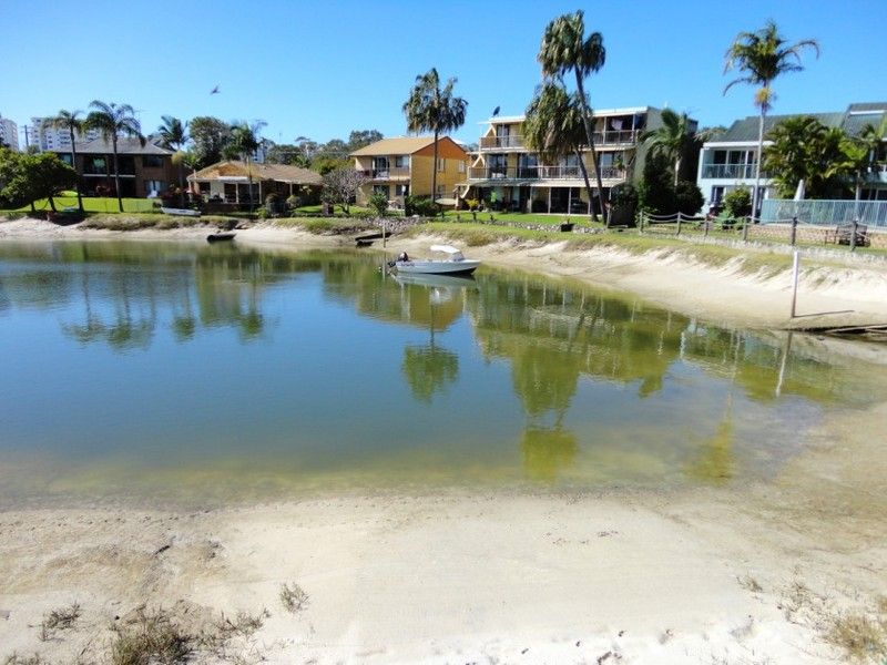 1/6 Tarwarri Crescent, Mooloolaba, QLD 4557