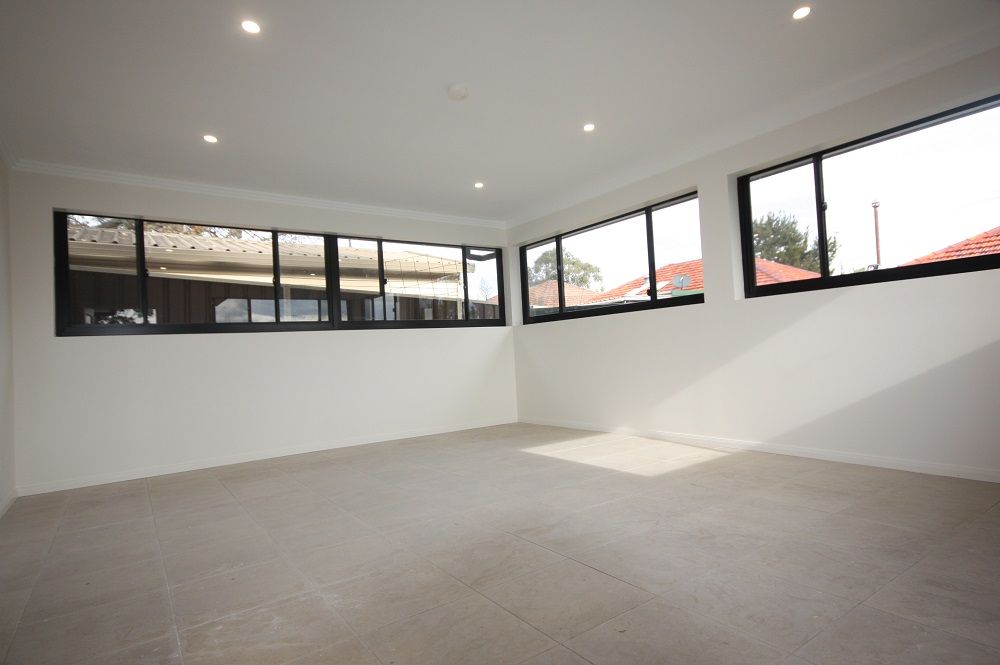 40a Hoddle Avenue, Campbelltown, NSW 2560