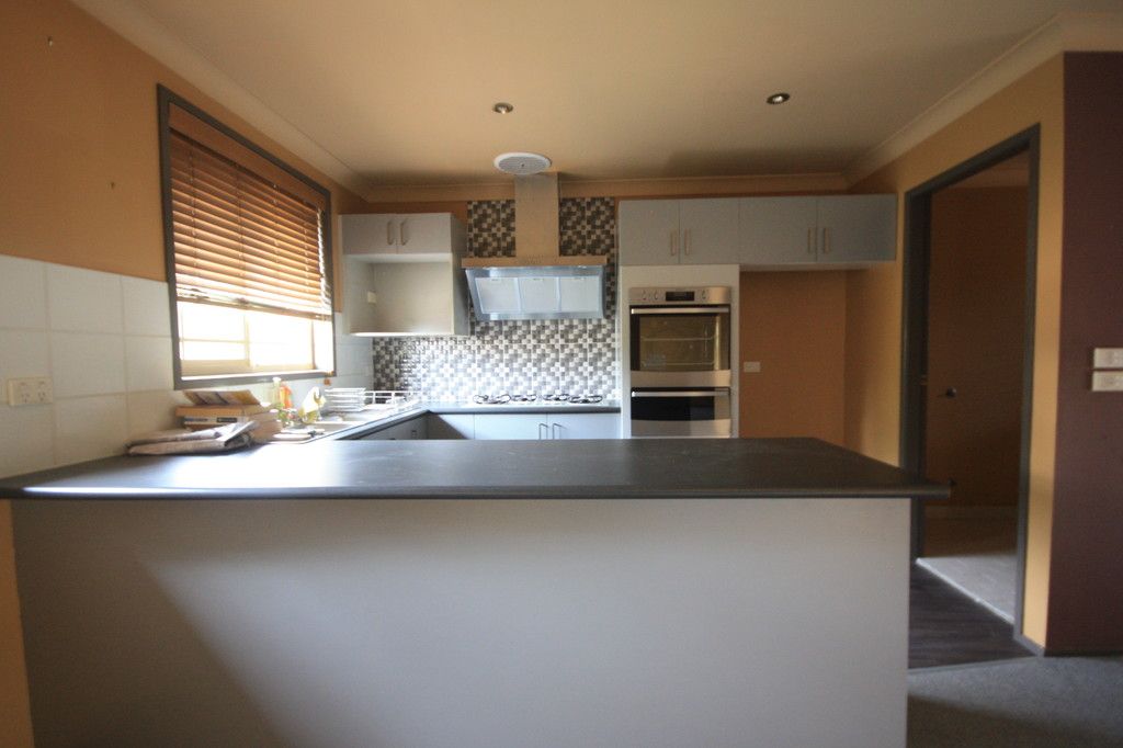 131 Harrow Road, Glenfield, NSW 2167