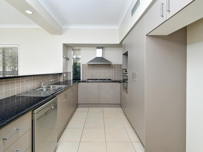 34 Travorten Drive, Bridgeman Downs, QLD 4035