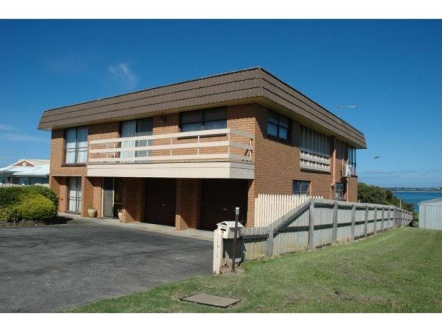 25 Ocean View Drive, San Remo, VIC 3925