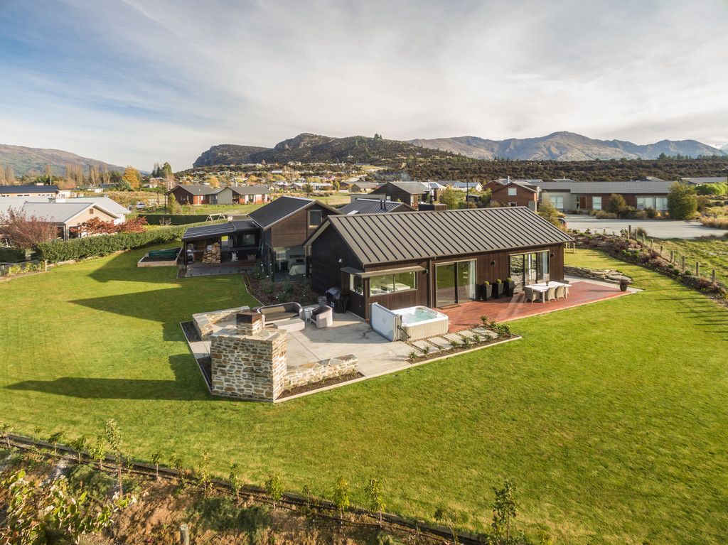 6 Ribbonwood Avenue, Albert Town, Queenstown Lakes District