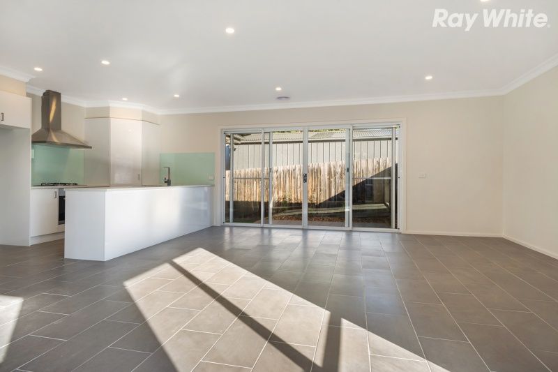 19B Lynn Drive, Ferntree Gully, VIC 3156