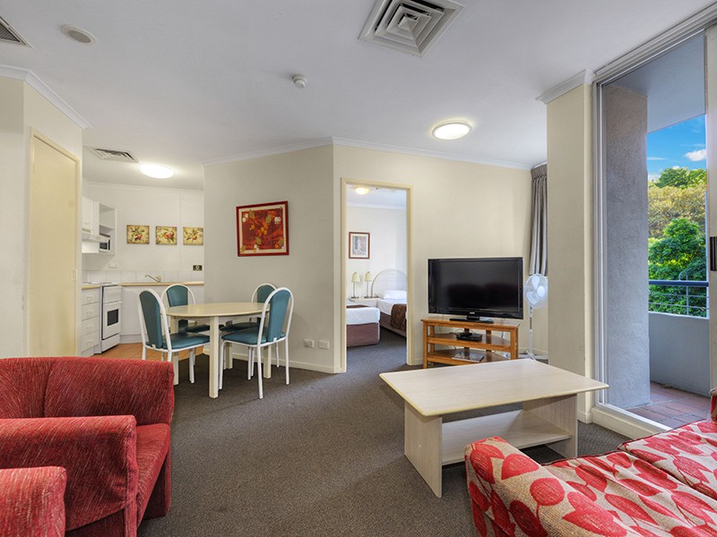 9/435 Coronation Drive, Auchenflower, QLD 4066