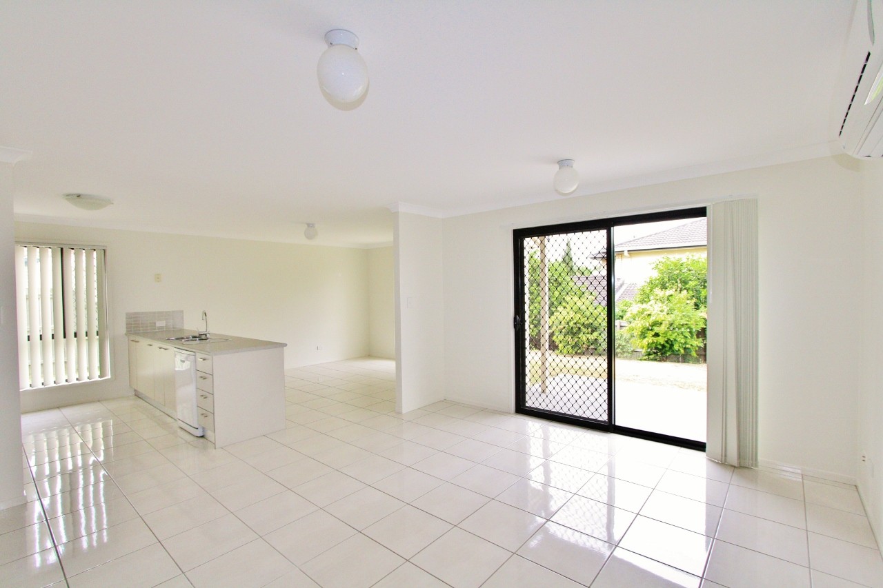 10 Dart Place, Parkinson, QLD 4115