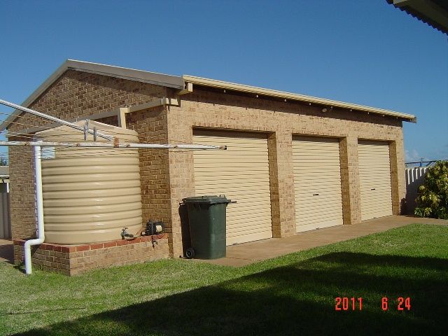11 Carnarvon Street, Port Denison, WA 6525