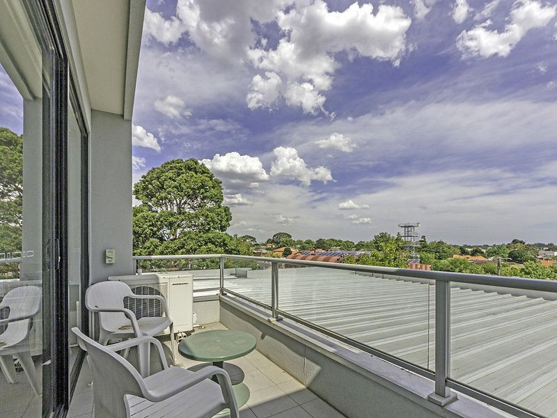 15/103 Atherton Road, Oakleigh, VIC 3166