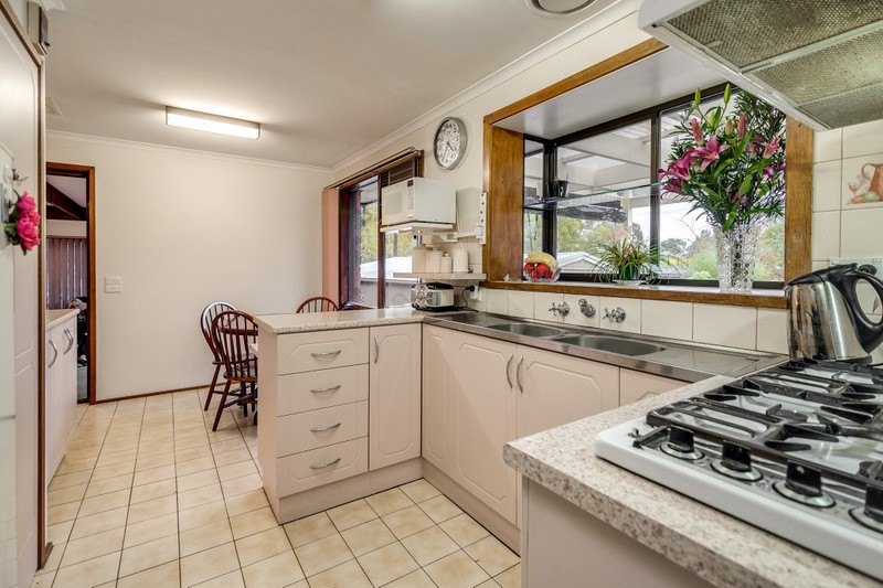 77 Betula Avenue, Bundoora, VIC 3083