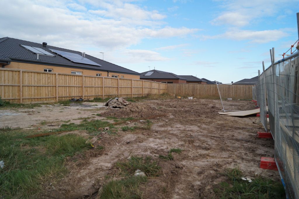 2 Barrow Court, Officer, VIC 3809