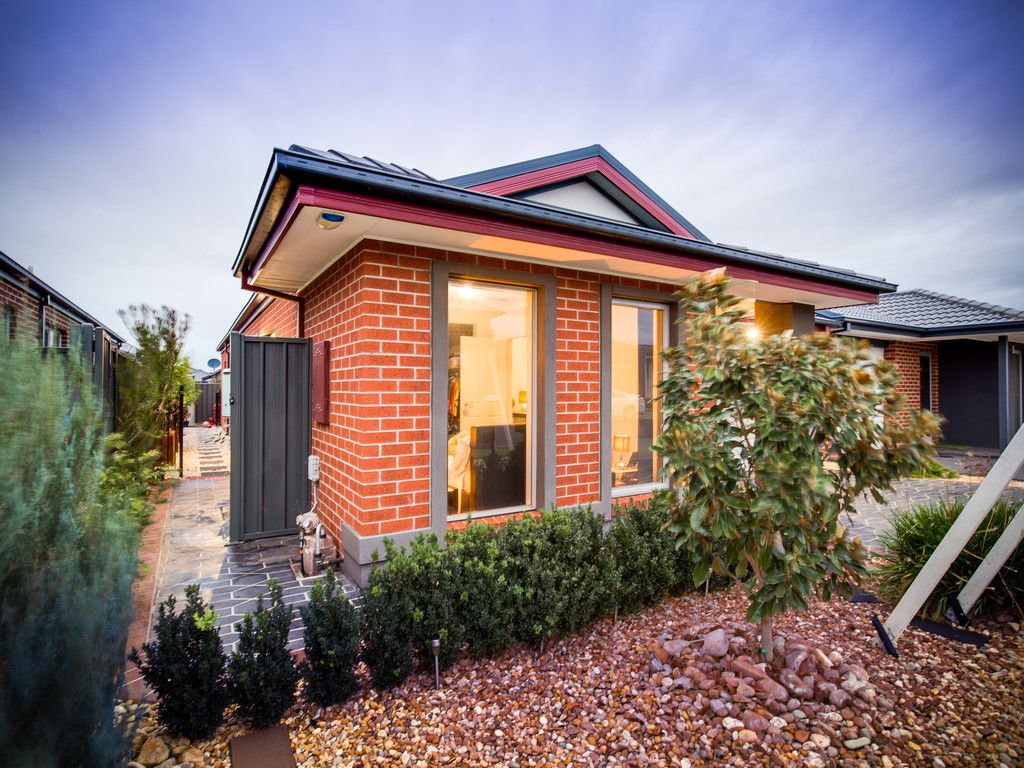 25 Birchmore Circuit, Truganina, VIC 3029