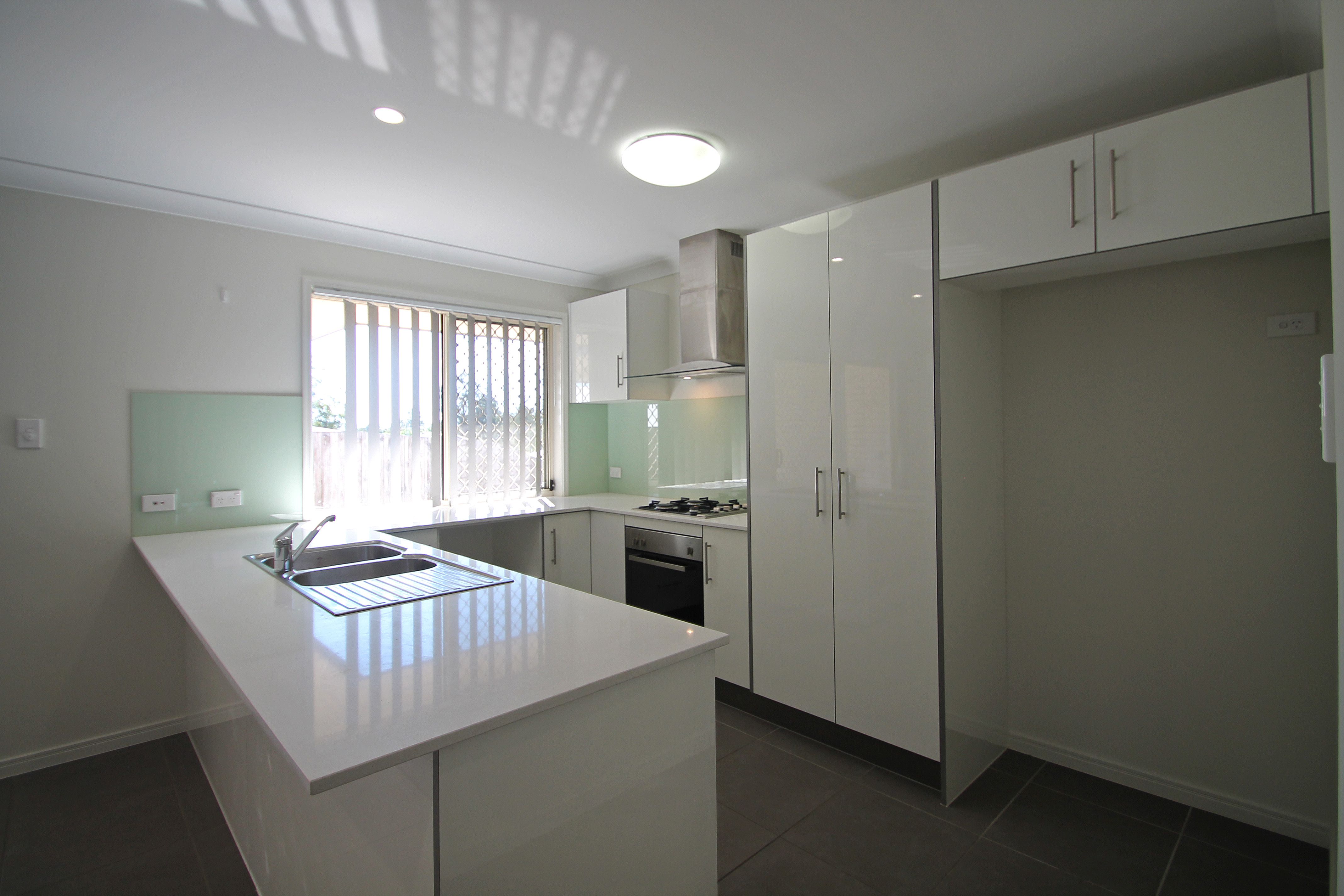 17 Cowie Street, Deebing Heights, QLD 4306