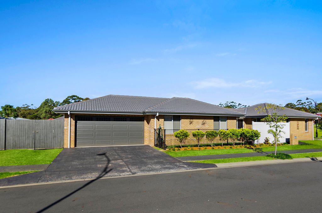 36 Mahogany Way