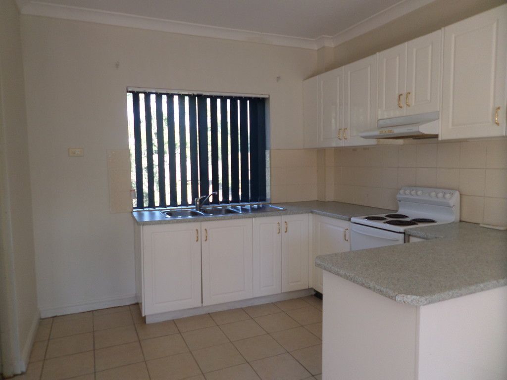 11/160 Sandal Crescent, Carramar, NSW 2163