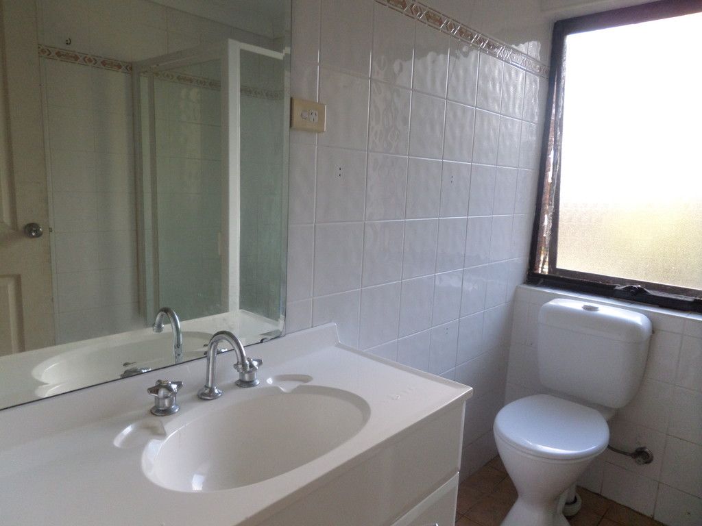 10/160 Sandal Crescent, Carramar, NSW 2163