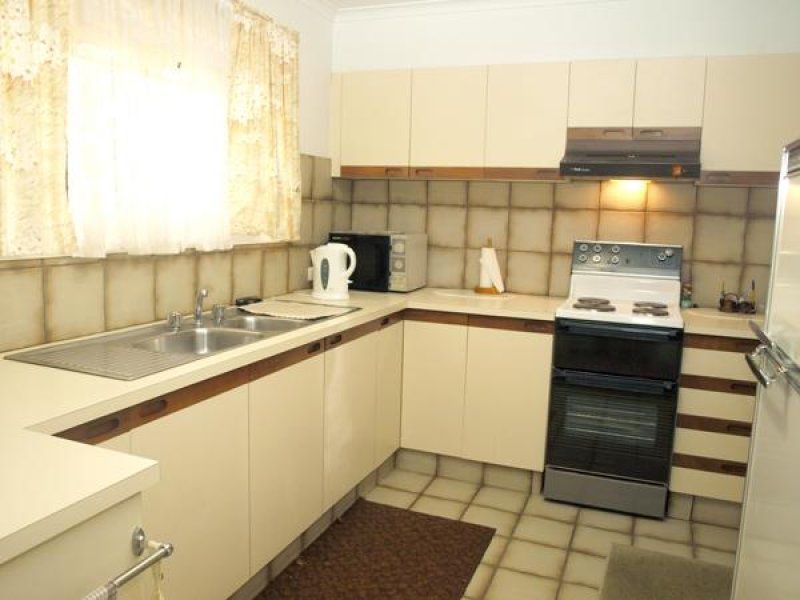 2/3 Lae Drive, Runaway Bay, QLD 4216