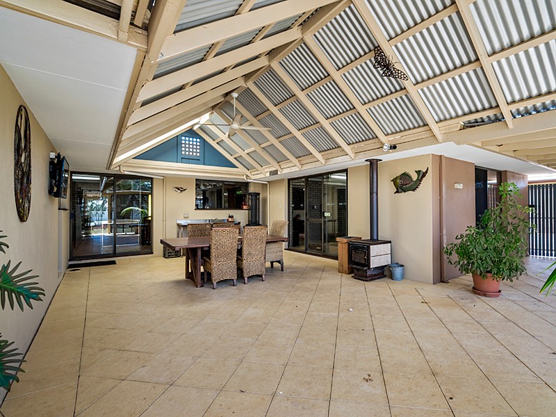 17 Fuller Street, Bluff Point, WA 6530
