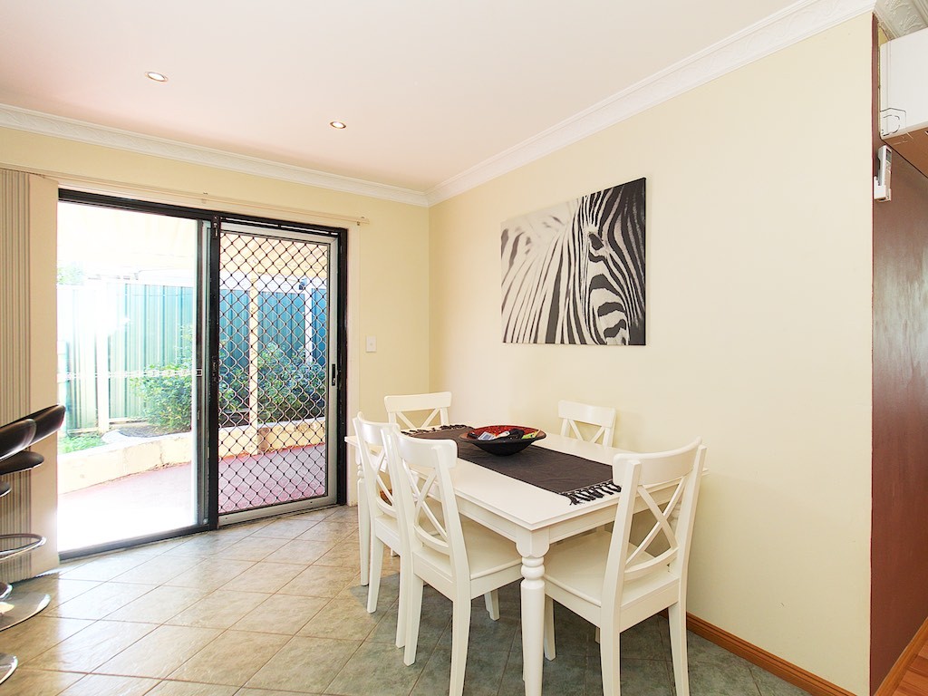 19 Barbaralla Drive, Springwood, QLD 4127