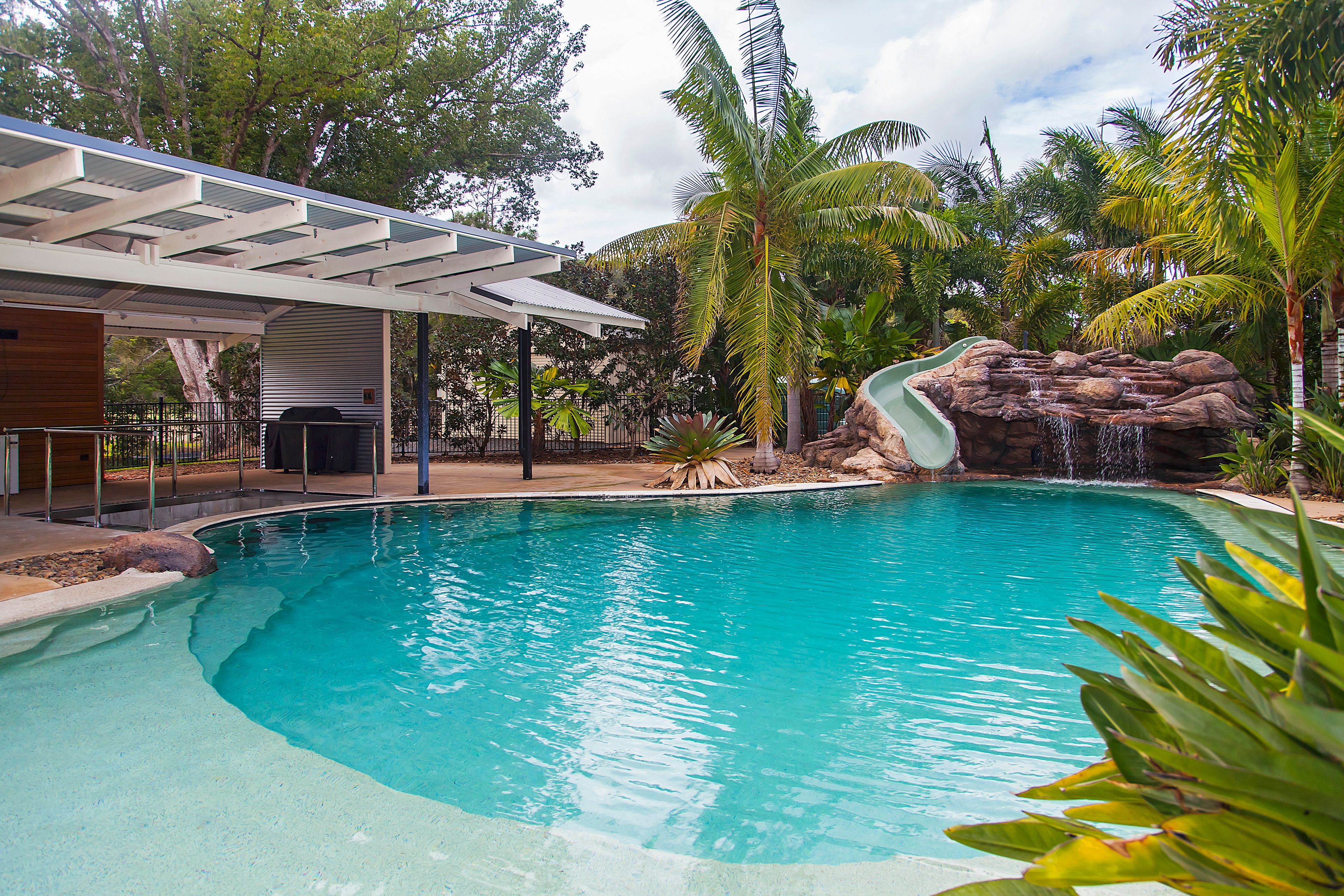 406 Guanaba Creek Road, Guanaba, QLD 4210