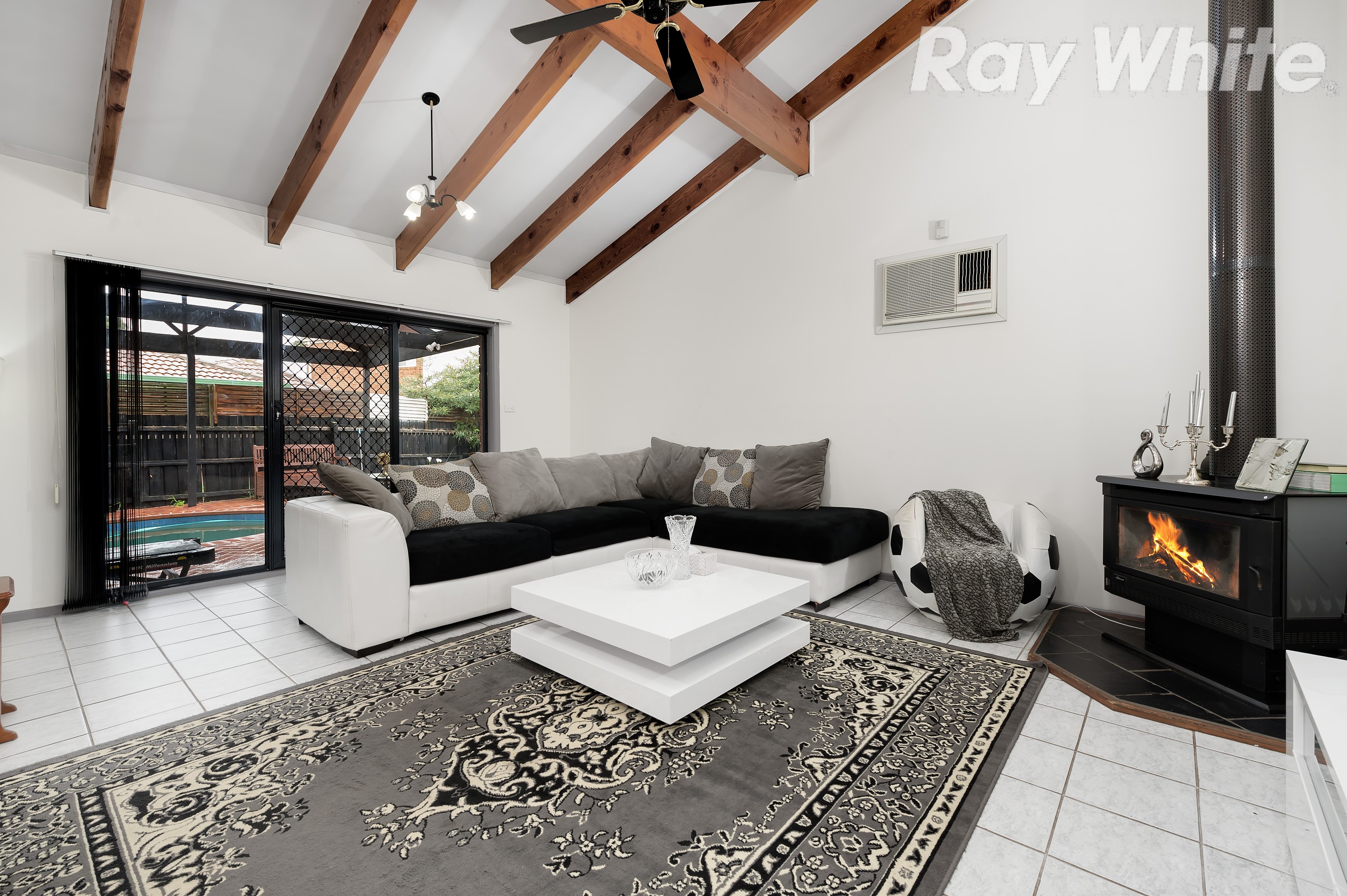 8 Brabham Drive, Mill Park, VIC 3082