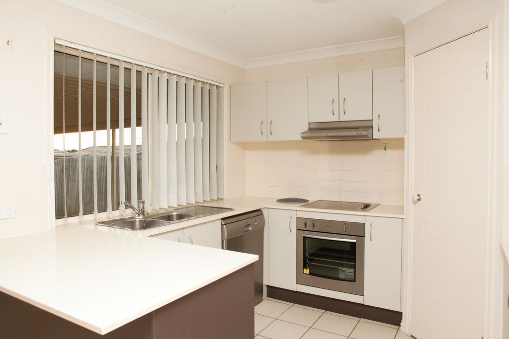 5 Alexander Close, Redbank Plains, QLD 4301