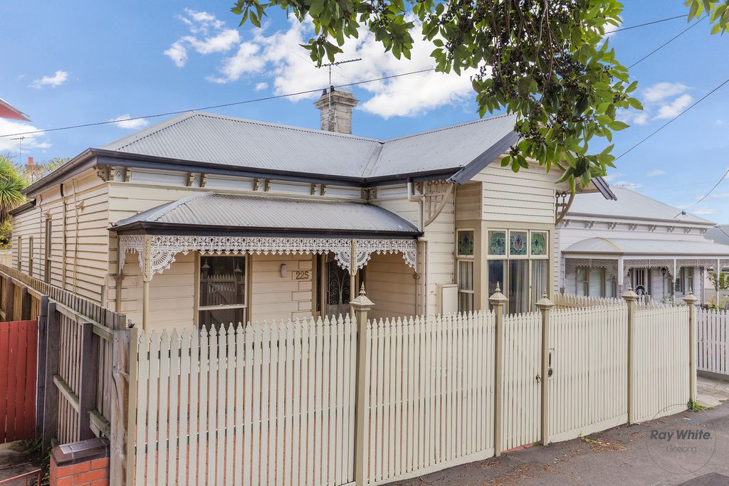 225 Pakington Street, Geelong West VIC 3218