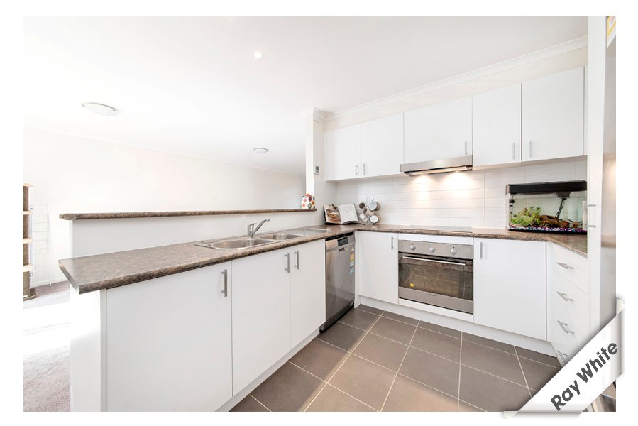 2 Eccles Circuit, Macgregor, ACT 2615