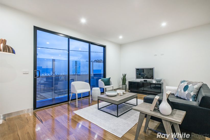 2/170 Spring Street, Reservoir, VIC 3073
