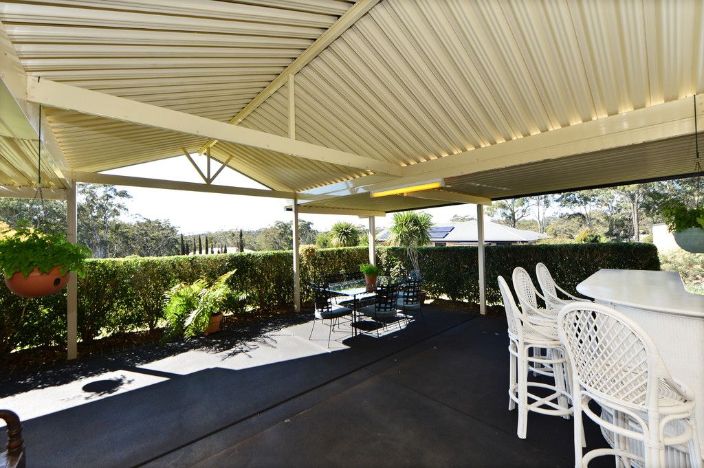 4 Holly Avenue, Highfields, QLD 4352
