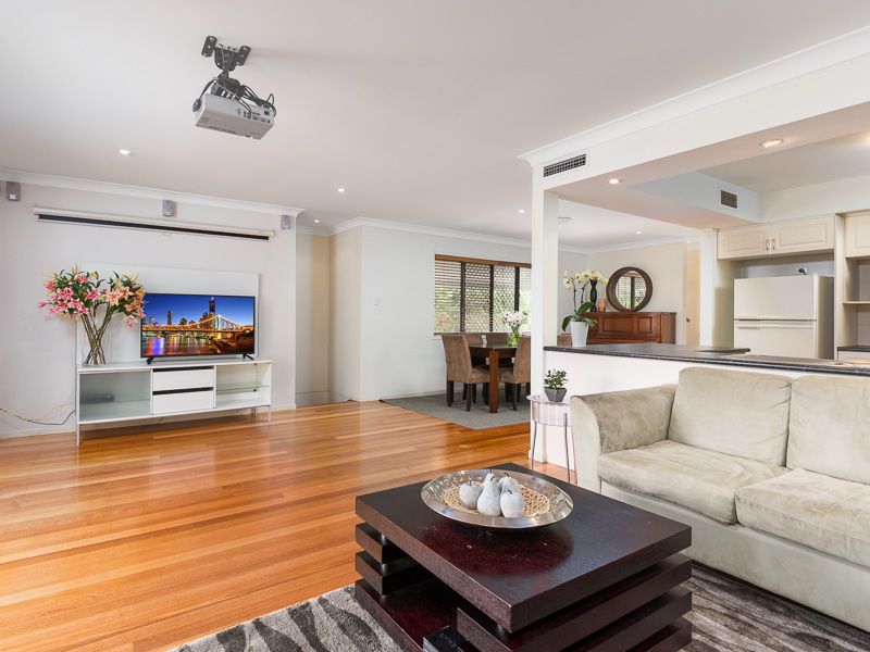 8 Susan Street, Red Hill, QLD 4059