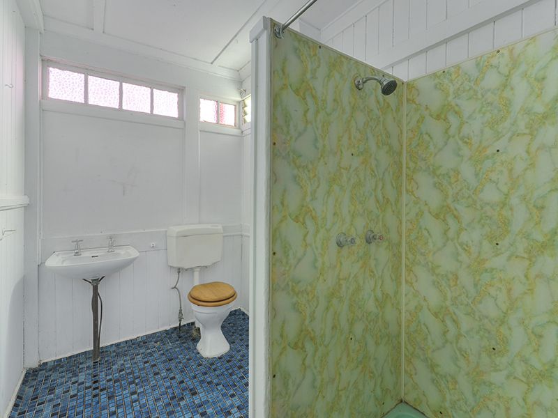 2/57 Days Road, Grange, QLD 4051