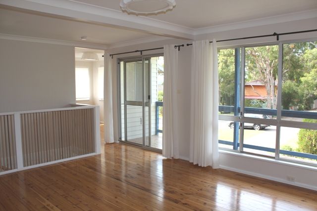 18 Rosemary Row, Rathmines, NSW 2283