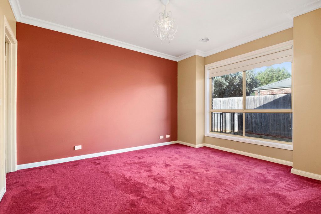 2/15 Bank Street, Lara, VIC 3212