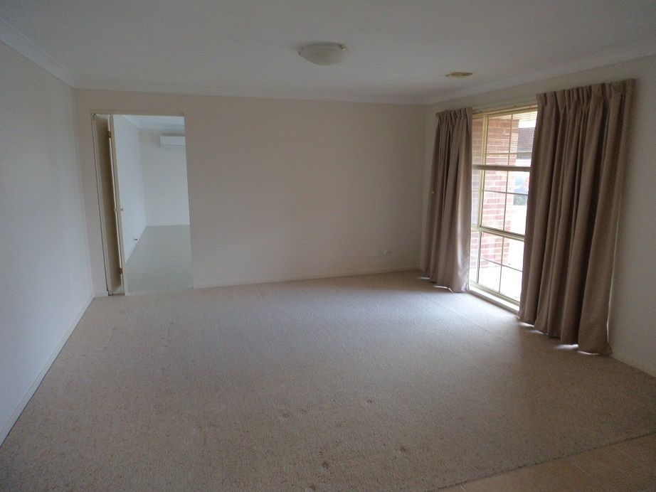 12 Oxley Crescent, Goulburn, NSW 2580