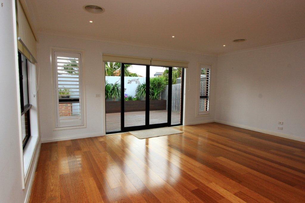 2/7 Pinot Street, Grovedale, VIC 3216