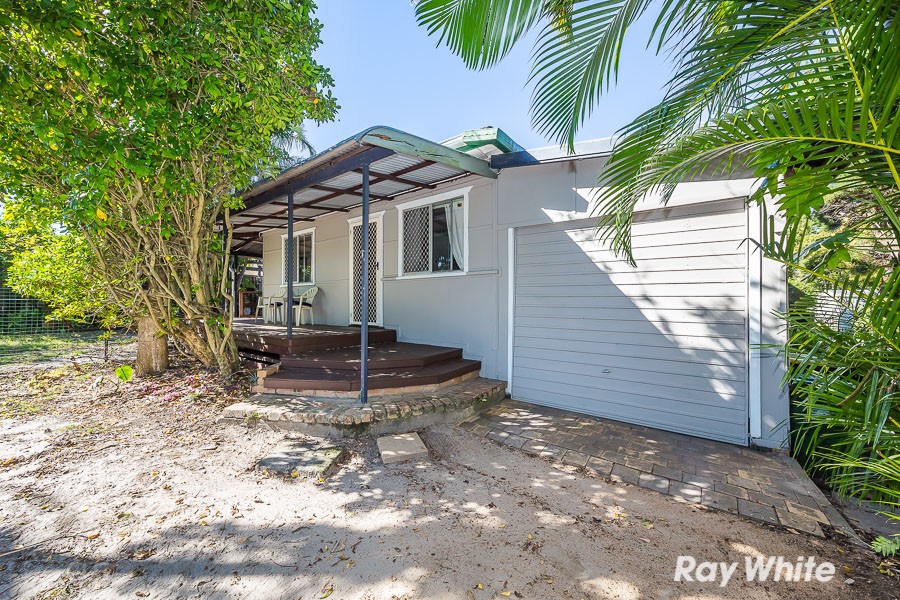 4 Foster Street, Bongaree, QLD 4507