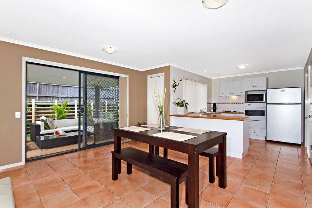 2 Barrington Drive, Woongarrah, NSW 2259