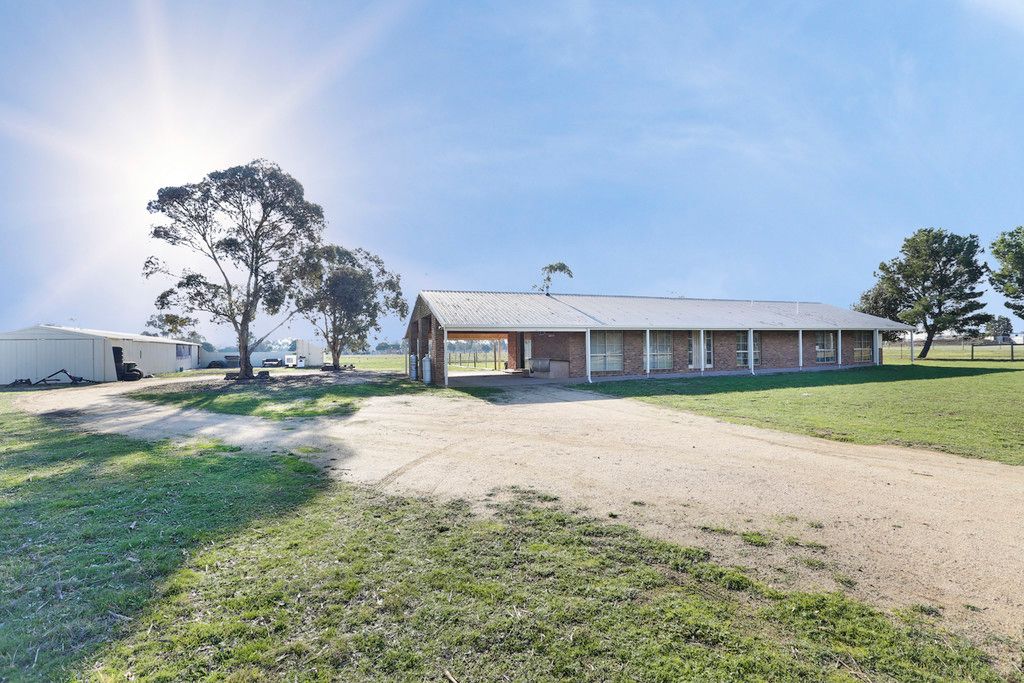 95 McIntosh Road, Little River, VIC 3211