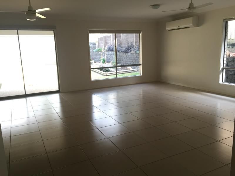 41 Summit Parade, Bahrs Scrub, QLD 4207