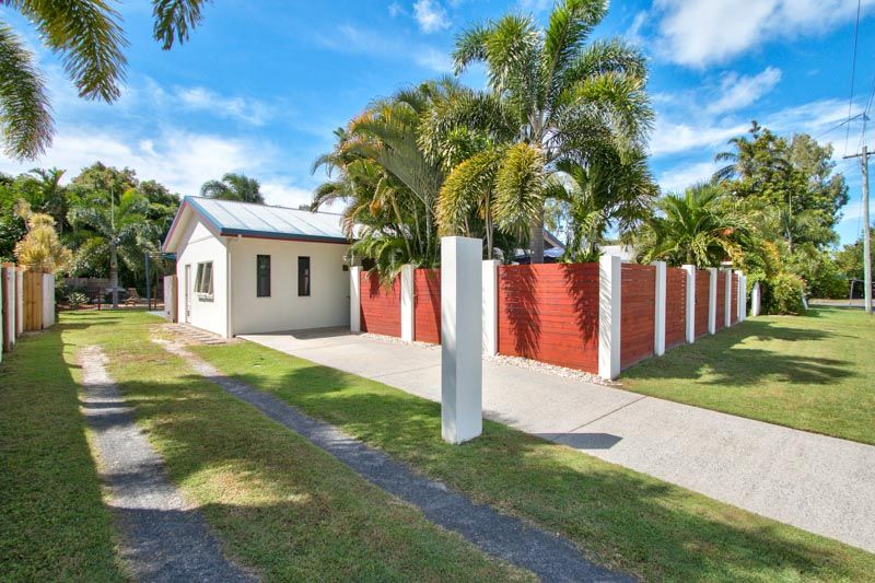 4 Parkway Street, Trinity Park, QLD 4879