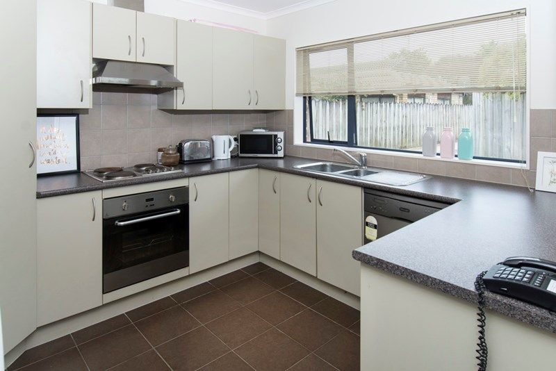 12A Midvale Place, Burswood, Manukau City