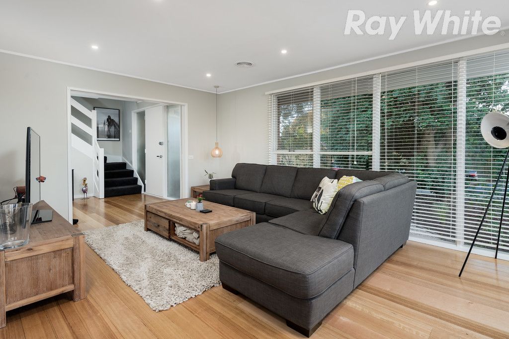 143 Greenwood Drive, Bundoora, VIC 3083
