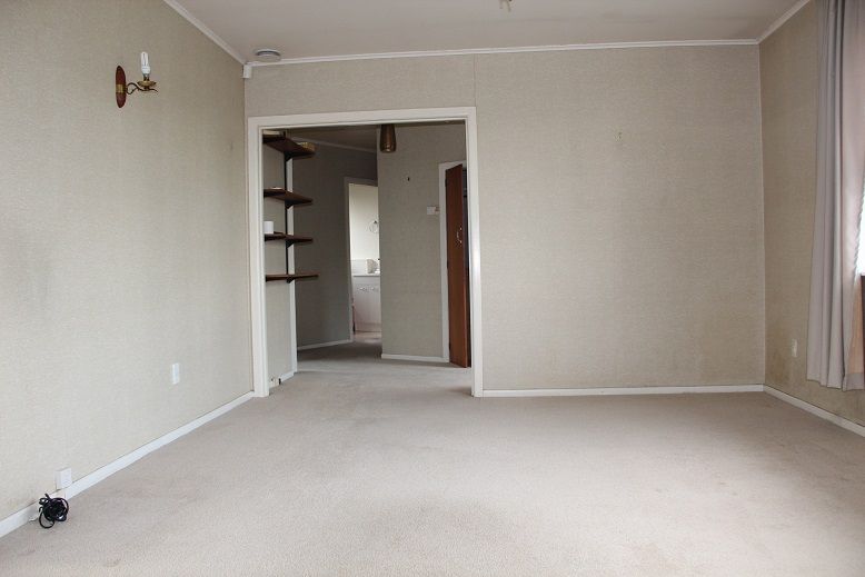 102 Bond Crescent, Forrest Hill, North Shore City