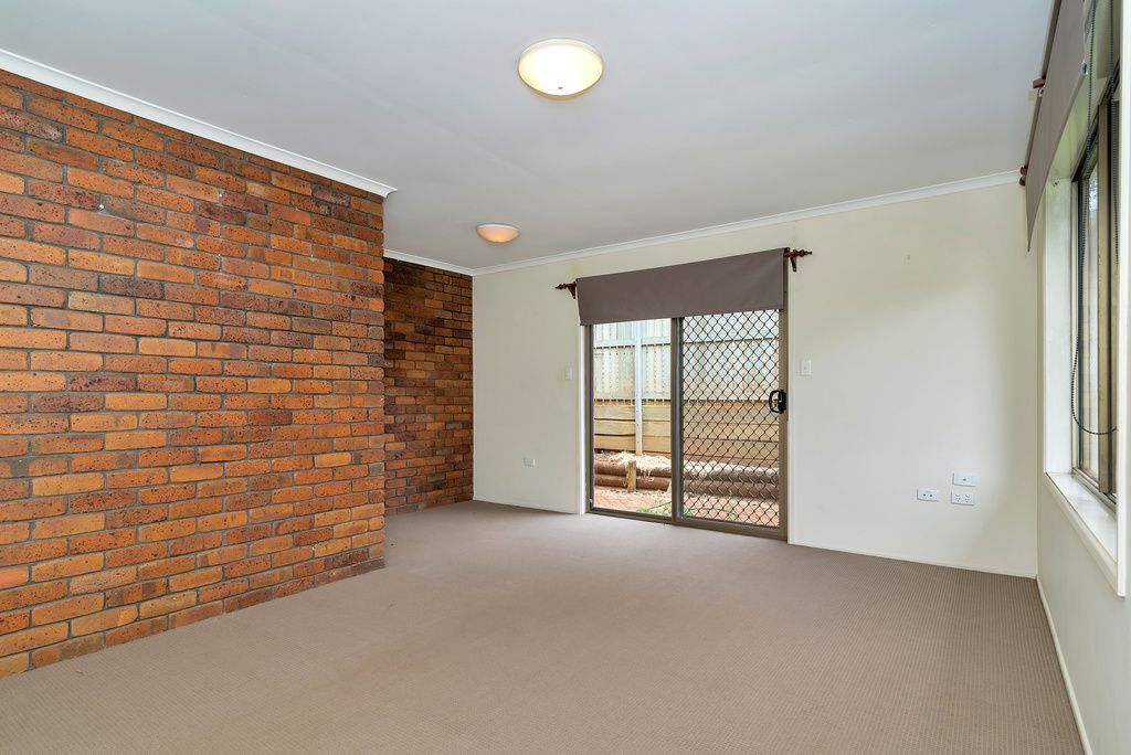 11 Shiraz Court, Wilsonton Heights, QLD 4350