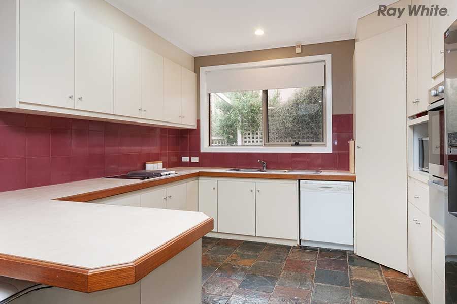 55 Burrowye Crescent, Keilor, VIC 3036