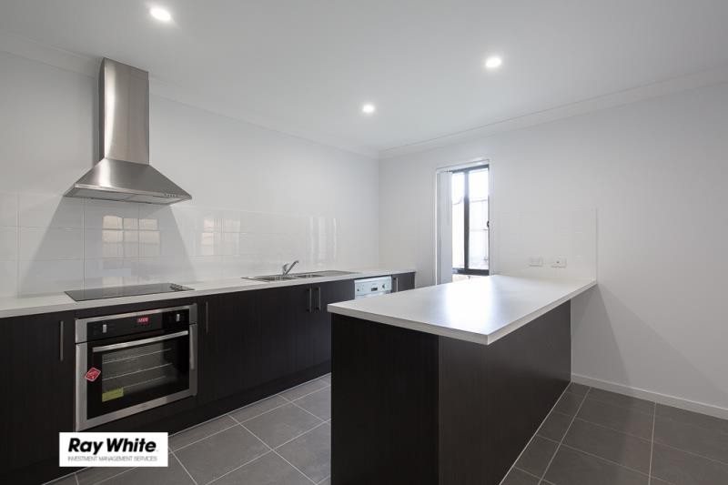 18 Tappen Street, Yarrabilba, QLD 4207